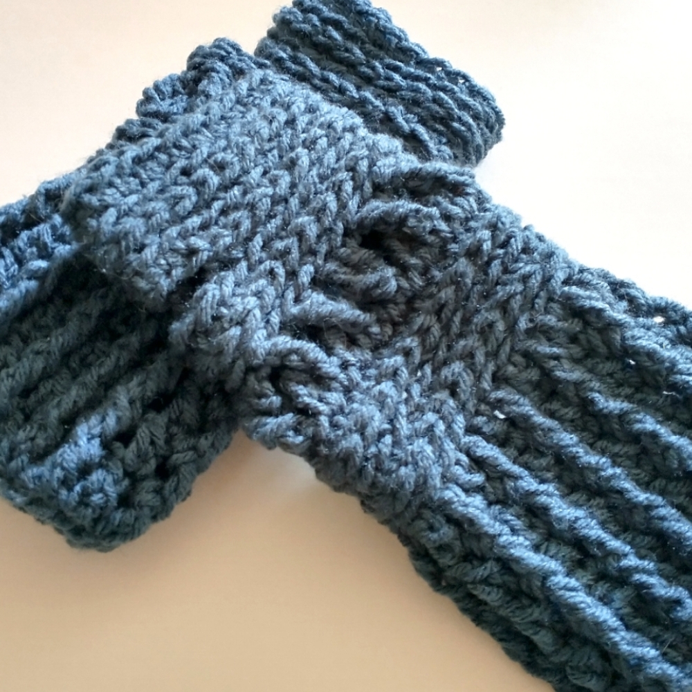 🎆 Fingerless gloves crochet handmade lace - Picture 3 of 3